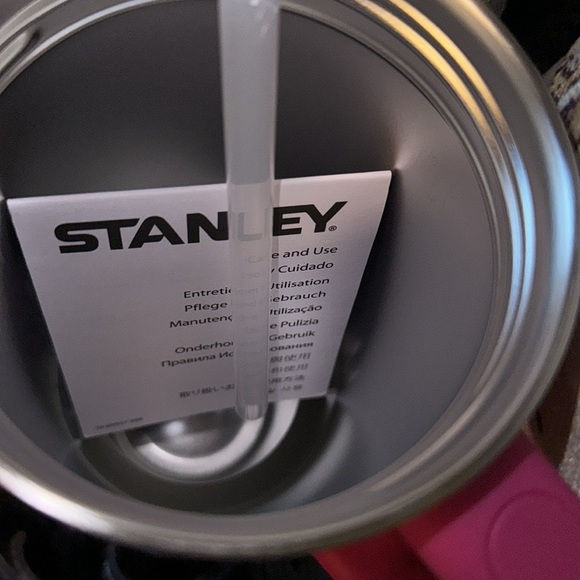 Stanley Quencher H2.0 FlowState Tumbler Cup - Fuschia Pink‎ 40 oz - Picture 6 of 8